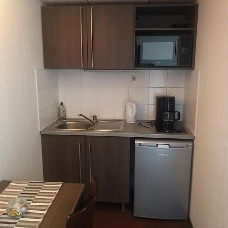 Studio Privatif Dans Hotel Residence Nimes Gare Ngoại thất bức ảnh